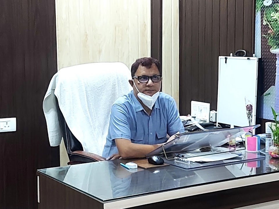 Best doctor at Shri Sai Multispeciality Hospital Varanasi providing expert care